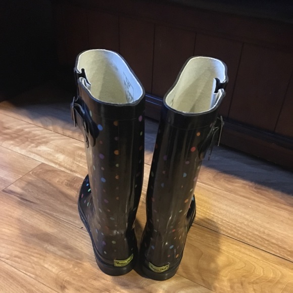 Rain boots - Picture 2 of 6